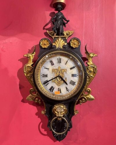Reloj mural del Club de la Unión