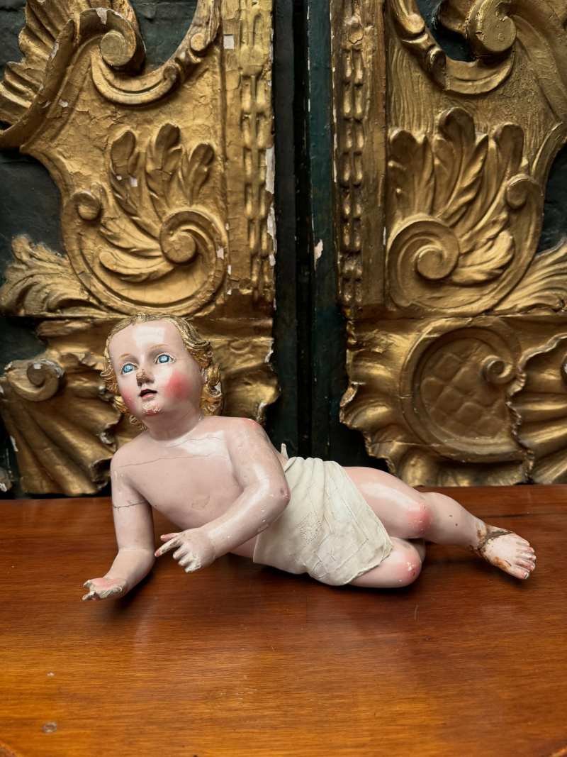 Niño Jesús colonial recostado